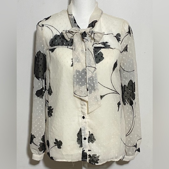 Monteau Los Angeles Floral Blouse Size M - Picture 3 of 7